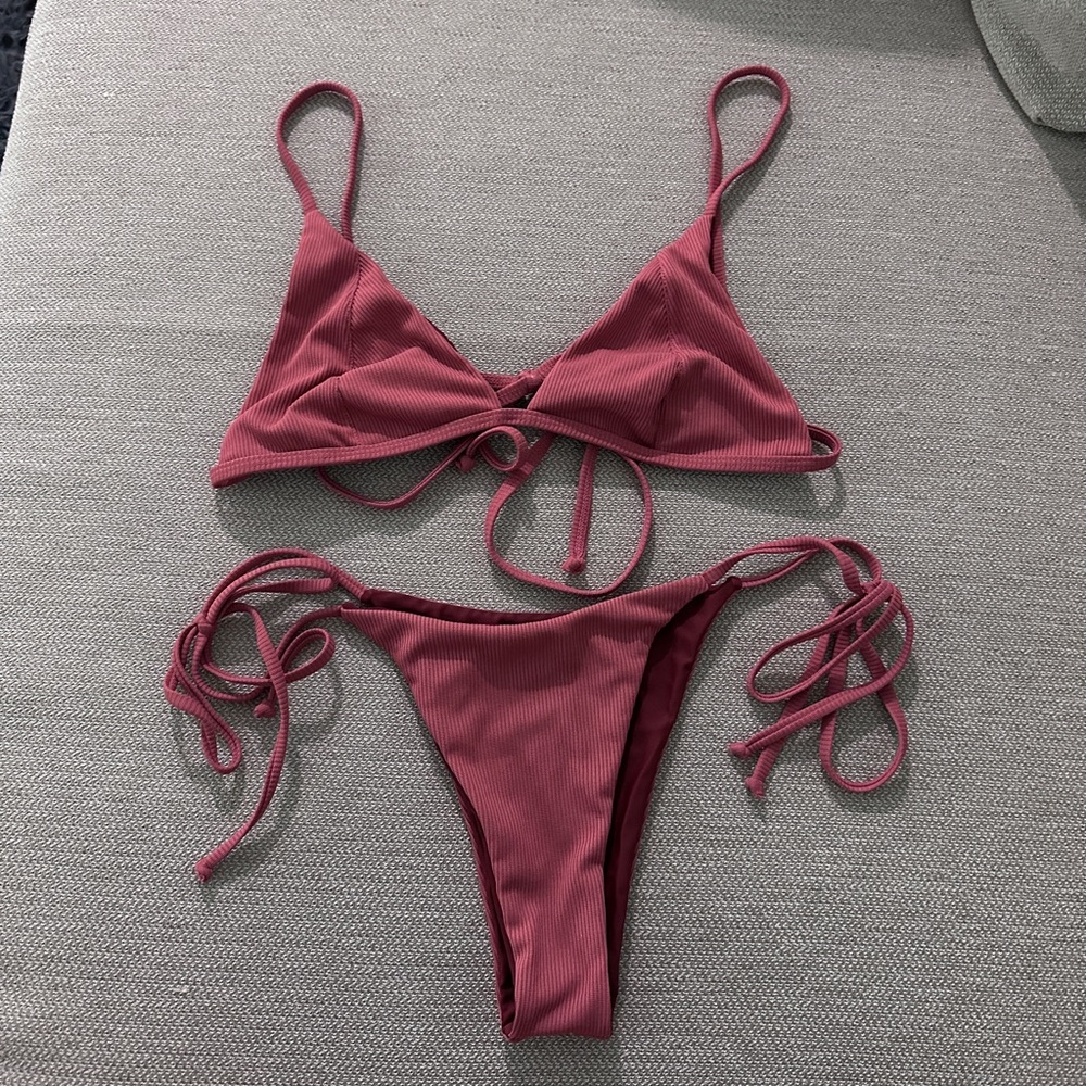 tai swim set